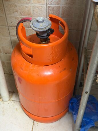 Riyadh, Electronics, SAR 850250,  Toshiba Inverter Fridge And Gas Stove + Cylinder For Sale