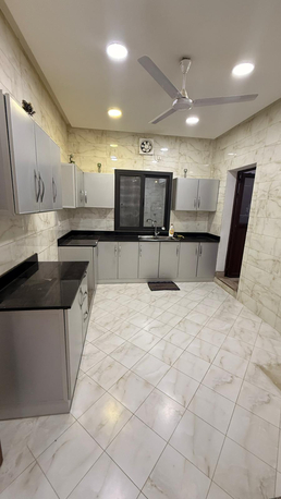 Manama, Apartments, Flats, Houses & Villas, BHD 380/year,  4 BR,  4 Bhk Semi Furnished With Unlimited Ewa