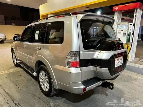 Dammam, Vehicles, Cars & Trucks , SAR 59000,  Mitsubishi Pajero,  2020,  Automatic,  240000 KM,    &mdash; 3.5L GLS (Excellent Condition)