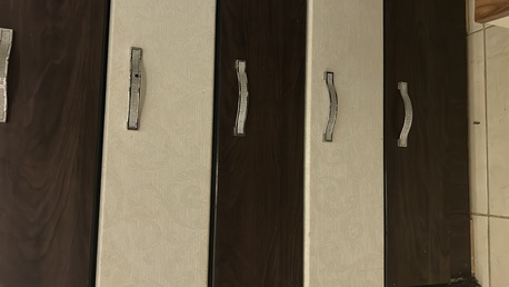 Riyadh, Free Items, SAR 150,  Chest Of Drawer With Side Tables