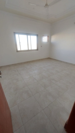Busaiteen, Apartments, Flats, Houses & Villas, BHD 220,  3 BR,  Flat For Rent In Busaiteen