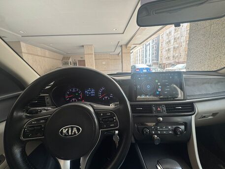 Salamah, Vehicles, Cars & Trucks , SAR 33000,  Kia Optima,  2017,  Automatic,  194000 KM,  Selling A Highly Reliable And Clean  ( Model) In White Color.