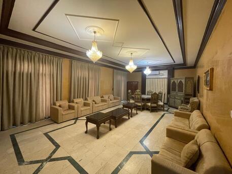 Juffair, Apartments, Flats, Houses & Villas, BHD 700/month,  6 BR,  Penta House For Rent With Ewa Furnished With Ewa In Juffair