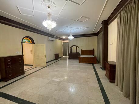 Juffair, Apartments, Flats, Houses & Villas, BHD 700/month,  6 BR,  Penta House For Rent With Ewa Furnished With Ewa In Juffair