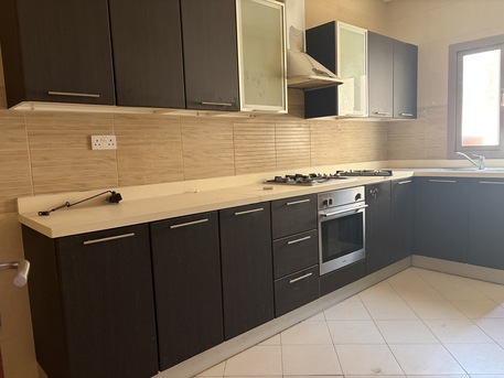 Manama, Apartments, Flats, Houses & Villas, BHD 260/month,  Furnished,  2 Bedroom 2 Bathroom Semi Furnished With Car Parking With Ewa