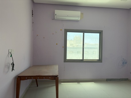 Manama, Apartments, Flats, Houses & Villas, BHD 260/month,  Furnished,  2 Bedroom 2 Bathroom Semi Furnished With Car Parking With Ewa