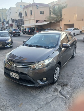 Muharraq, Vehicles, Cars & Trucks , BHD 1950,  Toyota Yaris,  2014,  Automatic,  145000 KM,   For Sale  Model   34569192)