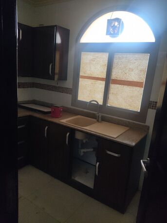 Manama, Apartments, Flats, Houses & Villas, BHD 180/month,  2 BR,  2 BHK FAMILY ROOM AVAILABLE ( TUBILI)