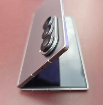 Muharraq, Mobile Phones, BHD 550,  Samsung Z FOLD 7 Silver Shadow 12/512 Gb