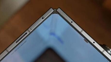 Muharraq, Mobile Phones, BHD 550,  Samsung Z FOLD 7 Silver Shadow 12/512 Gb