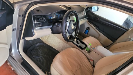 Jeddah, Vehicles, Cars & Trucks , SAR 32000,  CAMRY GL,  2014,  Automatic,  340000 KM,  Toyota Camry   Golden Color For Urgent Sale.