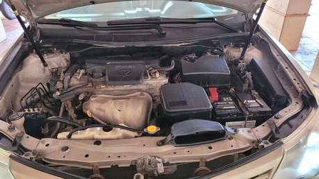 Jeddah, Vehicles, Cars & Trucks , SAR 32000,  CAMRY GL,  2014,  Automatic,  340000 KM,  Toyota Camry   Golden Color For Urgent Sale.
