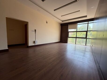 Mahooz, Offices, BHD 320,  2 Room Office Flat For Rent In Mahooz | Near Mothercare | Prime Business Location