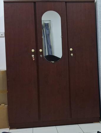 Manama, Household Items, BHD 30,  4 , 3 DOOR CUPBOARD , DRESSING TABLE , PLANTS - SALE