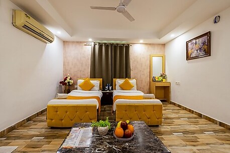 New Delhi, Household, Luxury Stay At The Best Hotel In Rajouri Garden Delhi