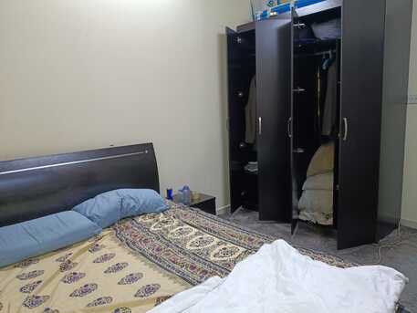 Jeddah, Furniture, SAR 1500,  Bed Set And Dinning Table With Charis For Sale