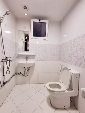 Hoora, Apartments, Flats, Houses & Villas, BHD 250/month,  Furnished,  2 BR,  -( Parking) Very Neet & Clean Fully Furnished 2 BHK Flat With Ewa @250/BD In Hoora