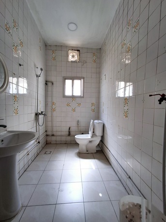 Hoora, Apartments, Flats, Houses & Villas, BHD 120/month,  2 BR,  Very Bright - UN Furnished 2 BHK Flat Without Ewa 120/BD In Hoora