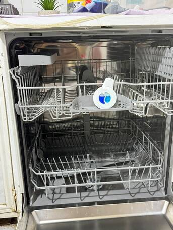Al Murabba, Household Items, SAR 1500,  Washing MAchine, Dish Washer, Bed With Cot With Four Chair