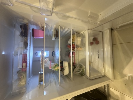 Riyadh, Appliances, SAR 800,  Selling Daewoo Fridge Large Capacity 483 L , 17 Cu.ft  Urgent Selling .