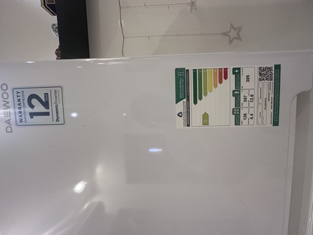 Riyadh, Appliances, SAR 800,  Selling Daewoo Fridge Large Capacity 483 L , 17 Cu.ft  Urgent Selling .