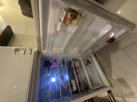 Riyadh, Appliances, SAR 800,  Selling Daewoo Fridge Large Capacity 483 L , 17 Cu.ft  Urgent Selling .