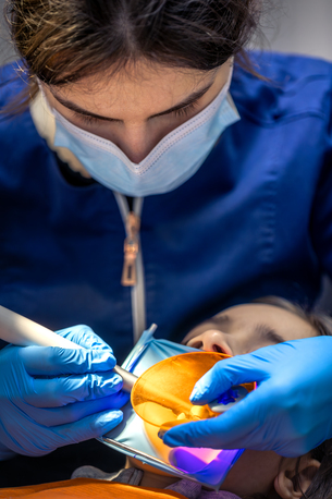 Kolkata, Health & Beauty Items, Need Missing Teeth Replacement Or Want To Fix A Broken Tooth In Barasat? Visit Ivory32