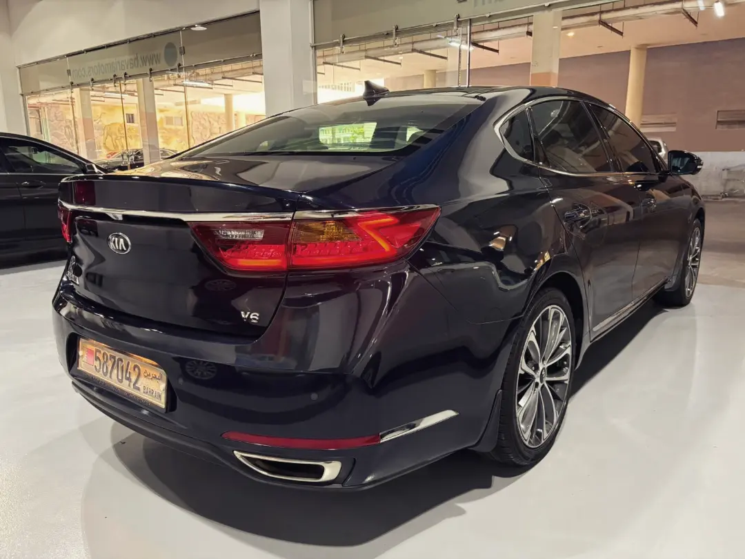 Amwaj Islands, Vehicles, Cars & Trucks , BHD 5250,  Kia Cadenza,  2017,  Automatic,  121000 KM,    6 Cylinders 3.3L Full Option