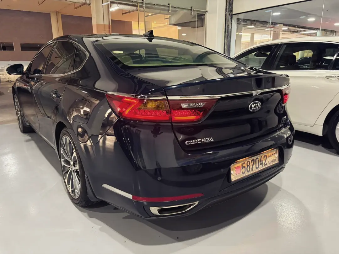 Amwaj Islands, Vehicles, Cars & Trucks , BHD 5250,  Kia Cadenza,  2017,  Automatic,  121000 KM,    6 Cylinders 3.3L Full Option