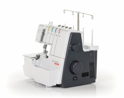 New York, Household Items, USD 599,  Bernette 44 Funlock Coverstitch Machine
