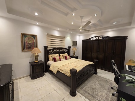 Al Marwah, Housing Exchanges, SAR 40000/month,  5 BR,  Full Furnished Penthouse In Al Marwah District, Jeddah.