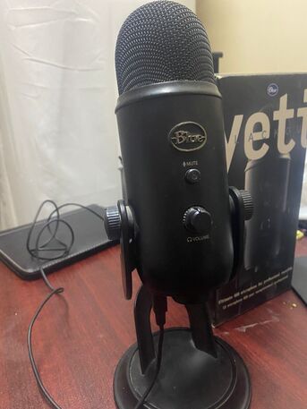 Khobar, Home Audio, SAR 350,  Title: Blue Yeti USB Microphone &ndash; Excellent Condition With Original Box