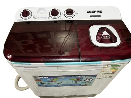 Al Iskan, Appliances, SAR 325,  Geepas 5.0 Kg Twin Tub Semi-Automatic Washing Machine- GSWM18045