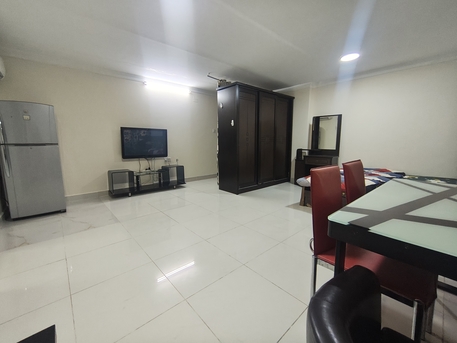 Adliya, Apartments, Flats, Houses & Villas, BHD 200/year,  1 BR,  Gorgeous Full Furnished 1 Bhk 200 At Adliya