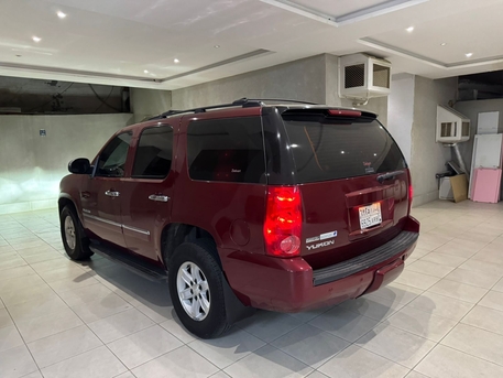Jeddah, Vehicles, Cars & Trucks , SAR 25000,  Gmc Yukon,  2010,  Automatic,  342000 KM,   Short Original Body Price Negotiable
