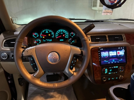Jeddah, Vehicles, Cars & Trucks , SAR 25000,  Gmc Yukon,  2010,  Automatic,  342000 KM,   Short Original Body Price Negotiable