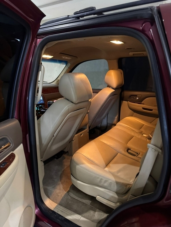 Jeddah, Vehicles, Cars & Trucks , SAR 25000,  Gmc Yukon,  2010,  Automatic,  342000 KM,   Short Original Body Price Negotiable