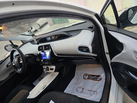 Al Aziziyah, Vehicles, Cars & Trucks , SAR 62000,  Toyota Prius LE,  2017,  Automatic,  76000 KM,   Toyota Prius Hybrid