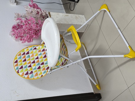 Al Murabba, Baby & Kid Stuff, SAR 50,  Mothercare Baby Highchair