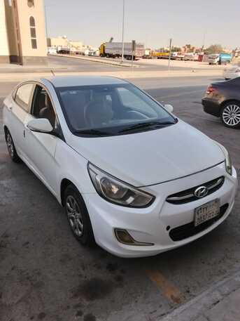 Riyadh, Vehicles, Cars & Trucks , SAR 18000,  Hyundai Accent,  2016,  Automatic,  318000 KM,  White Color