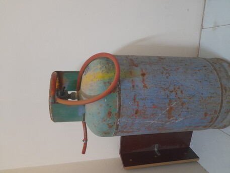 East Riffa, Household Items, BHD 22,  Gas Cylinder With Regulator And Hose For Sale