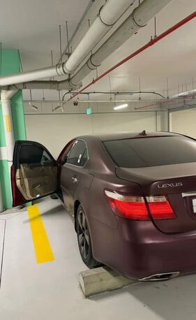 Riyadh, Vehicles, Cars & Trucks , SAR 48000,  Lexus LS 460,  2008,  Automatic,  224450 KM,  Lexus Ls460L Mate Red