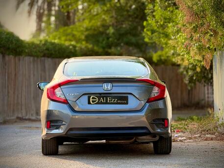 Manama, Vehicles, Cars & Trucks , BHD 4550,  HONDA CIVIC,  2019,  Automatic,  17000 KM,    MODEL WITH VERY-WELL MAINTAINED CAR
