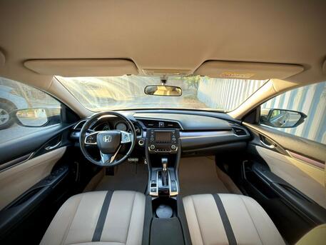 Manama, Vehicles, Cars & Trucks , BHD 4550,  HONDA CIVIC,  2019,  Automatic,  17000 KM,    MODEL WITH VERY-WELL MAINTAINED CAR