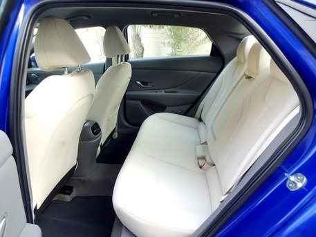 Bilad Al Qadeem, Vehicles, Cars & Trucks , BHD 111,  Hyundai Elantra,  2021,  Automatic,  65000 KM,   -  MODEL -SINGLE USER -AGENT MAINTAINED - URGENT SALE