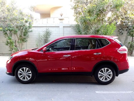 Manama, Vehicles, Cars & Trucks , BHD 3600,  Nissan X-Trail,  2016,  Automatic,  71000 KM,   All Original Body Low Mileage Suv Well Maintained For Sale! Expat Leaving U