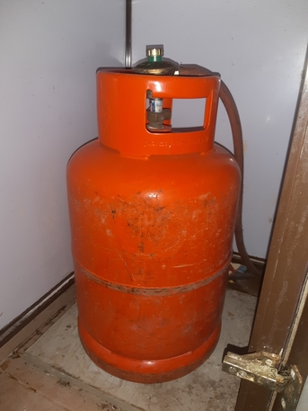 Jubail, Household Items, SAR 900,  Cylinder, Cooking Range, Wardrobe