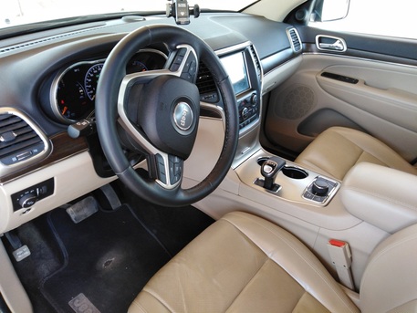 Riyadh, Vehicles, Cars & Trucks , SAR 40000,  Jeep Grand Cherokee Limited,  2015,  Automatic,  239000 KM,  Jeep Grand Cherokee Good Conditions