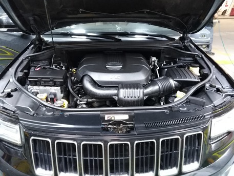 Riyadh, Vehicles, Cars & Trucks , SAR 40000,  Jeep Grand Cherokee Limited,  2015,  Automatic,  239000 KM,  Jeep Grand Cherokee Good Conditions