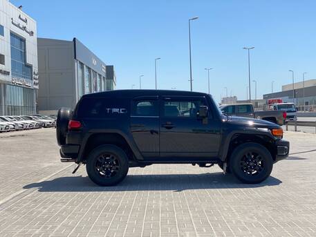Manama, Vehicles, Cars & Trucks , BHD 7900,  Toyota FJ Cruiser,  2015,  Automatic,  169500 KM,   TRD  (Black)